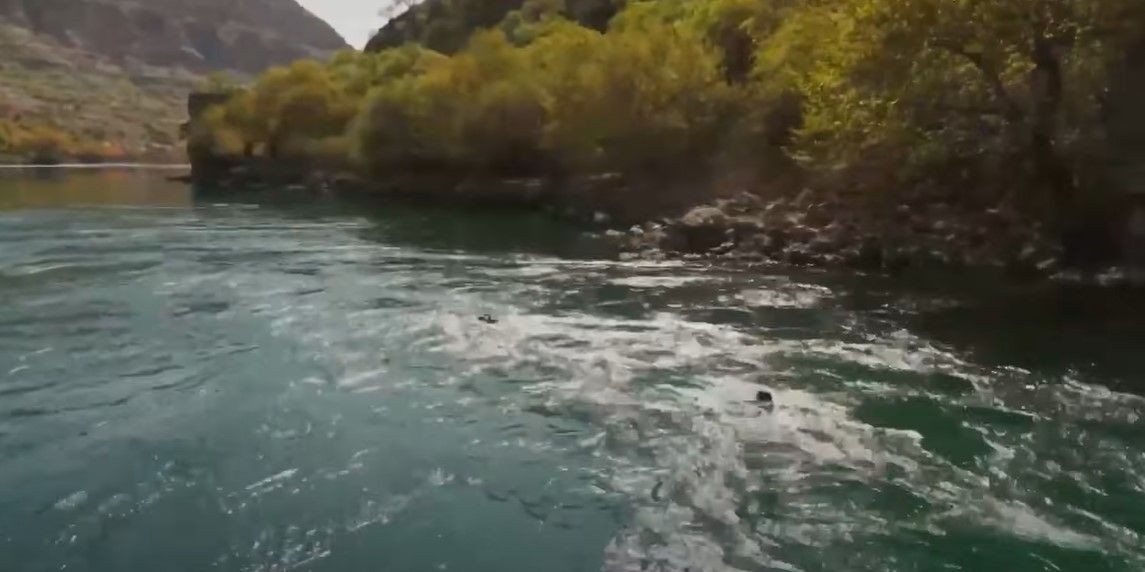Uzak Şehir 21. Bölüm Cihan ve Alya'dan Reyhani Şov Geldi! Kanal D Uzak Şehir Yeni Bölüm Aşk Ateşi Yandı - Resim: 1
