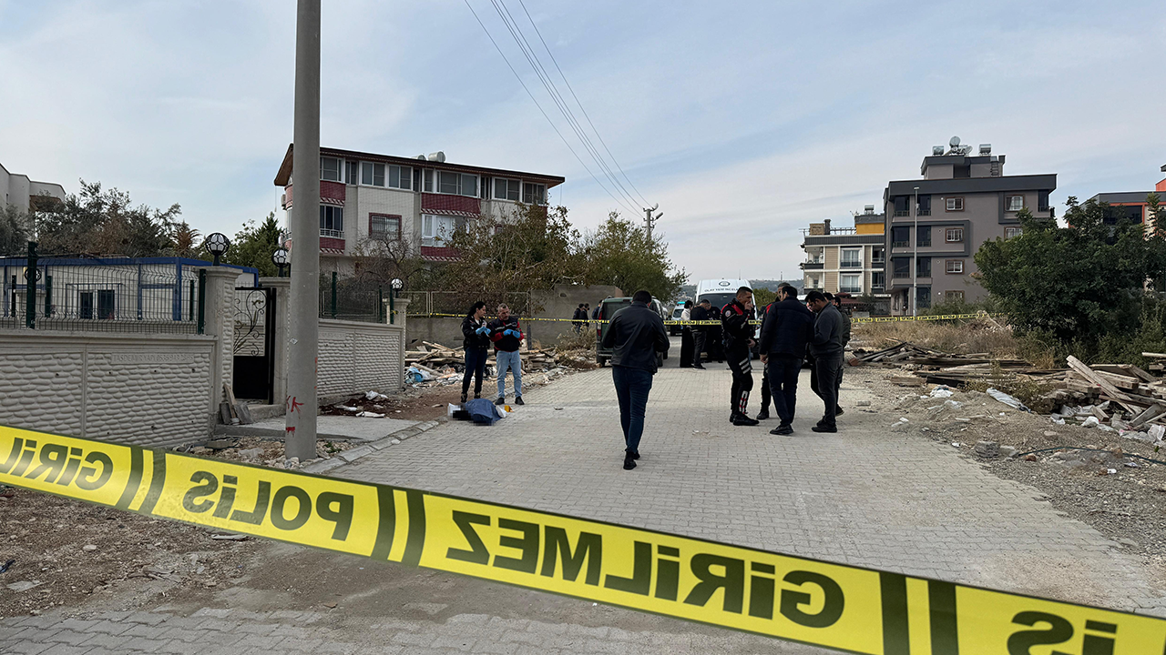 Mersin'de koca cinayeti! Önce eşini sonra oğlunu öldürdü