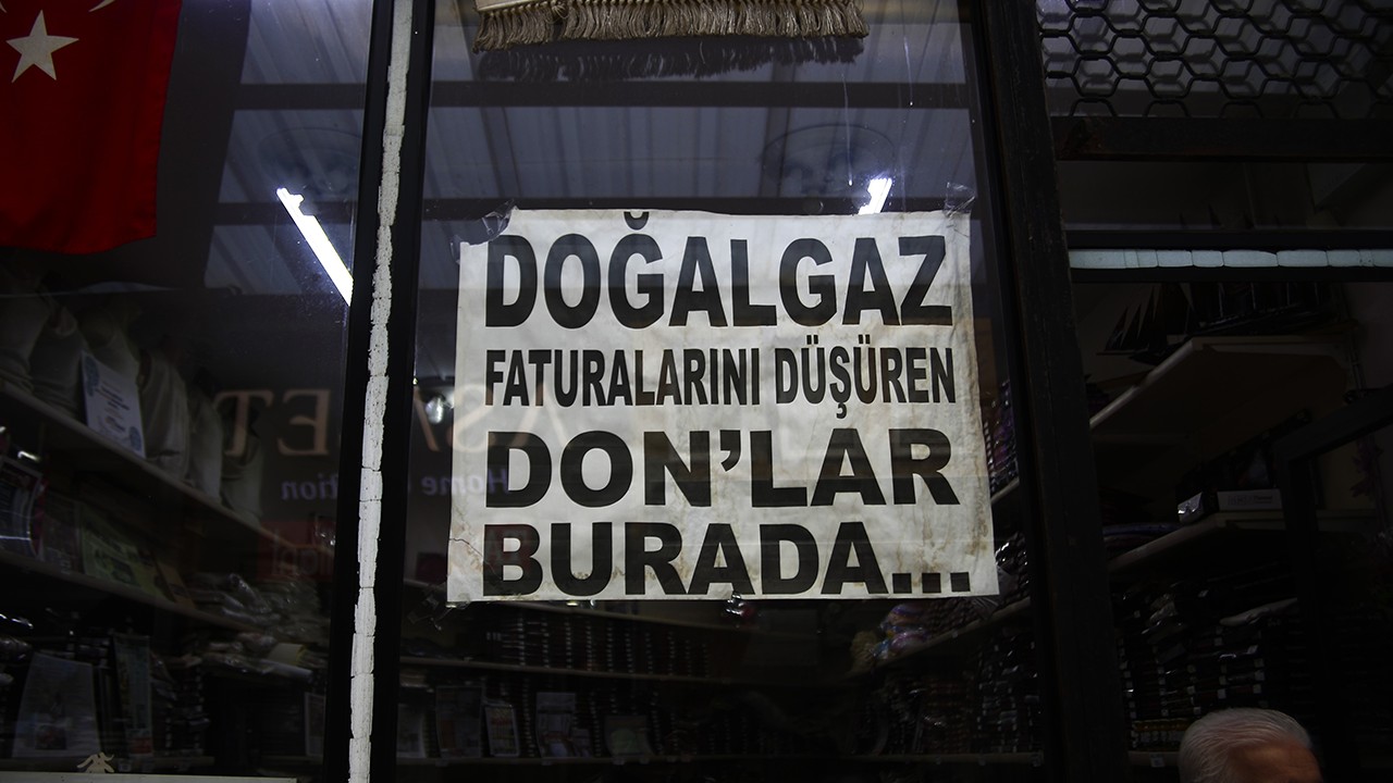 Bursa'da doğalgaz faturasını düşüren donlar büyük ilgi gördü