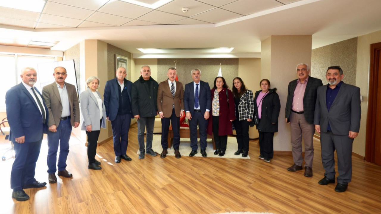 Körfez Cemevi'nden Tahir Büyükakın'a ziyaret