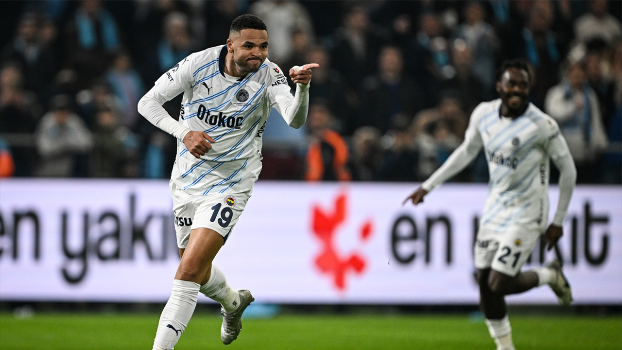 Fenerbahçe, Adana'da hata yapmadı: 0-4