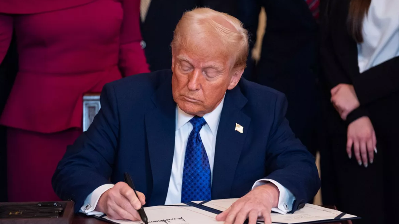 Donald Trump, Joe Biden'ın güvenlik izinlerini iptal etti