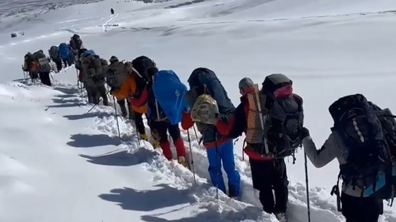 Dağcılara çığ engeli!