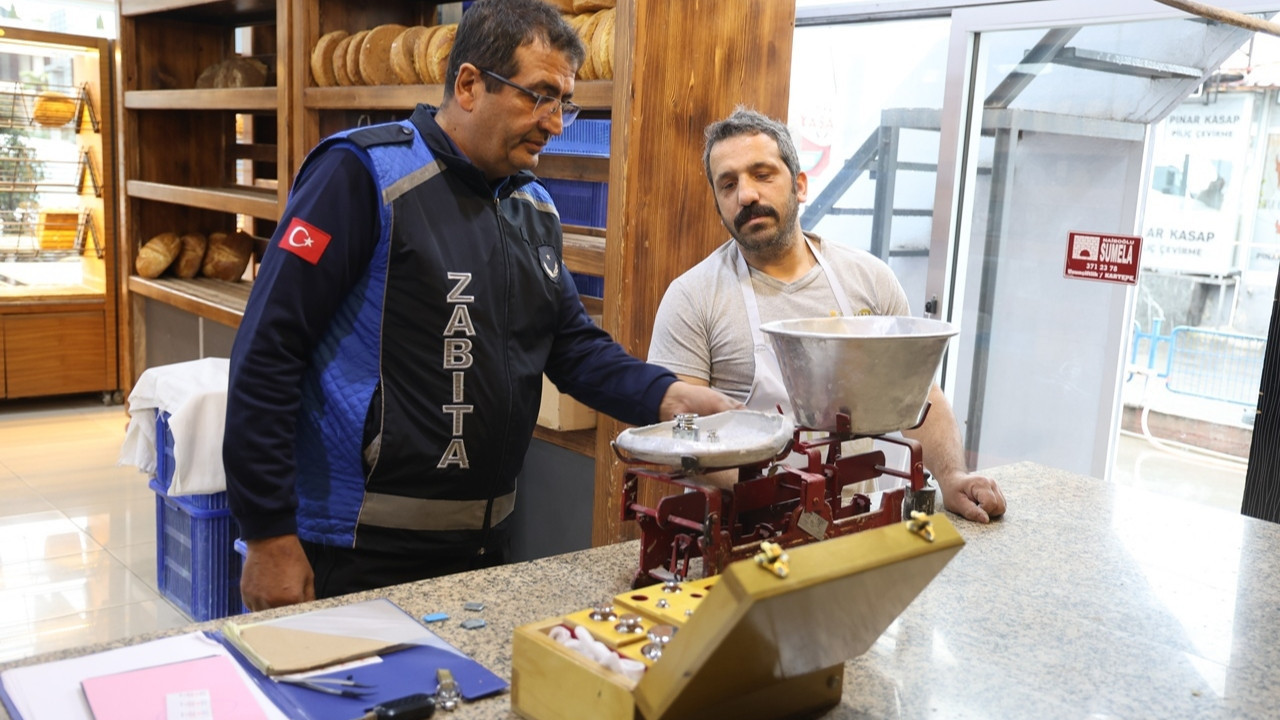 Kartepe'de denetimler devam ediyor, hamur terazileri denetlendi