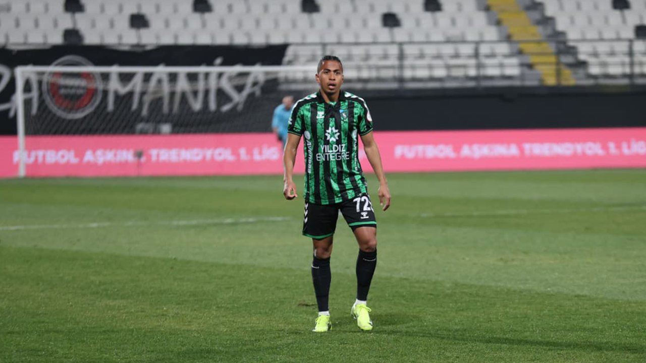 Rivas, Kocaelispor taraftarının gönlüne girdi