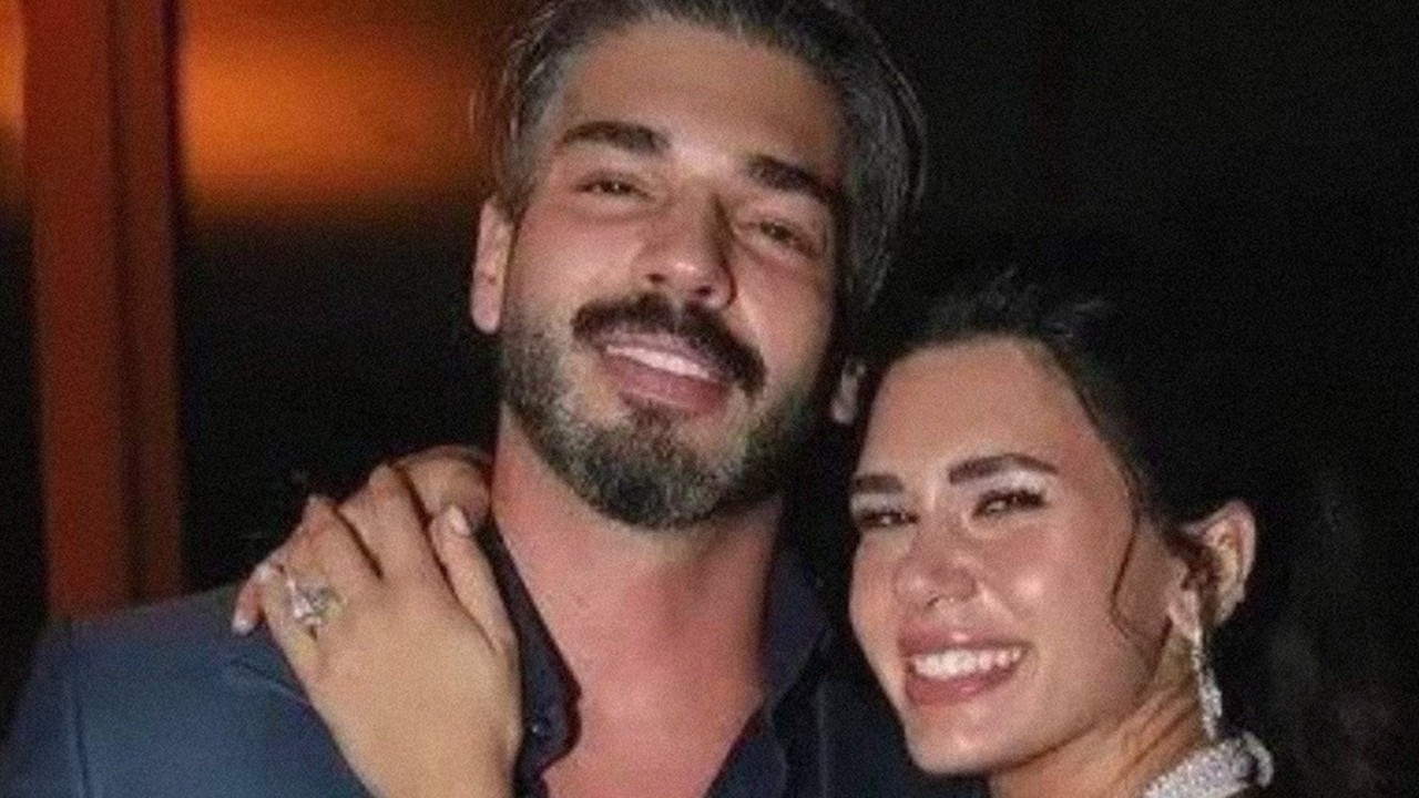 Sibil Çetinkaya ve oyuncu Şükrü Özyıldız aşkı bitti