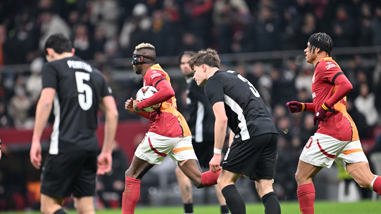 Galatasaray Avrupa'ya veda etti: Galatasaray 2-2 AZ Alkmaar