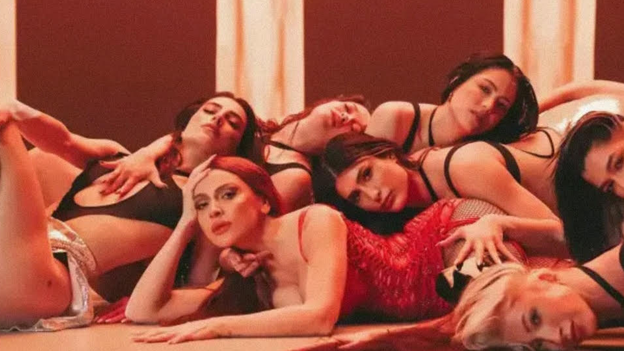 Hadise sosyal medyayı salladı!