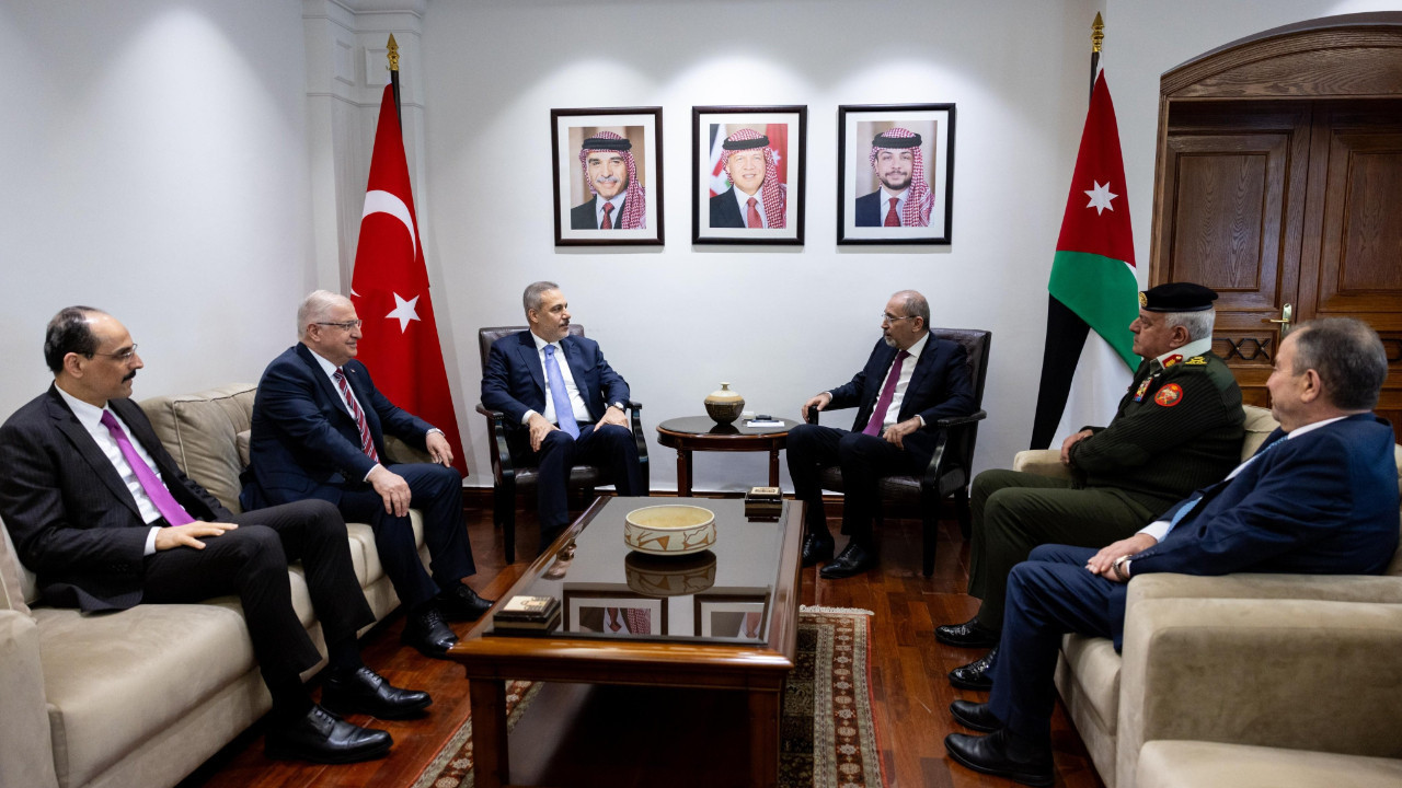 Dışişleri Bakanı Hakan Fidan, Ürdünlü mevkidaşı Safadi ile bir araya geldi