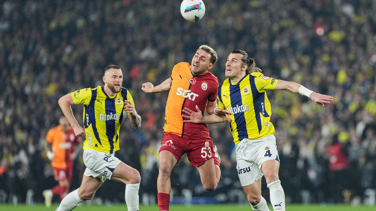 Olaylı derbide yarı final biletini Galatasaray aldı: 1-2