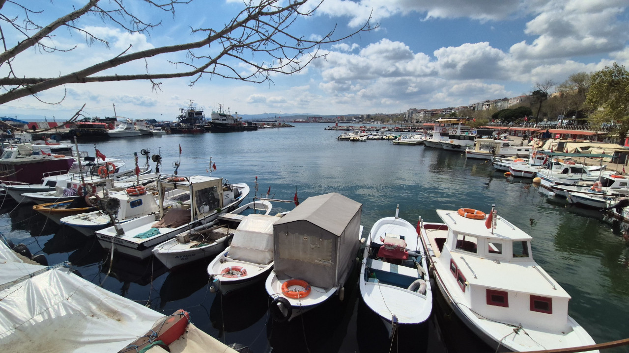 Marmara Denizi ulaşımına Poyraz engeli!