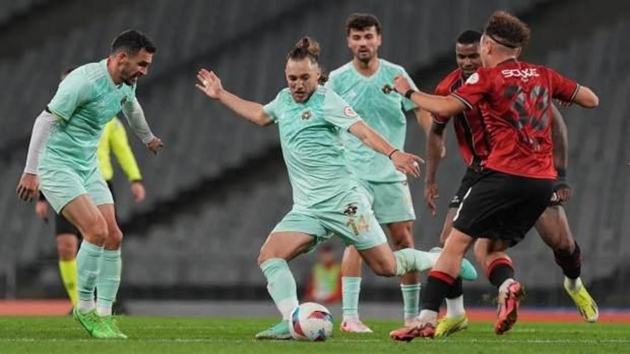 Karagümrük, Erok'a yenildi... Kocaelispor'a kaymaklı ekmek kadayıfı! "2-1"