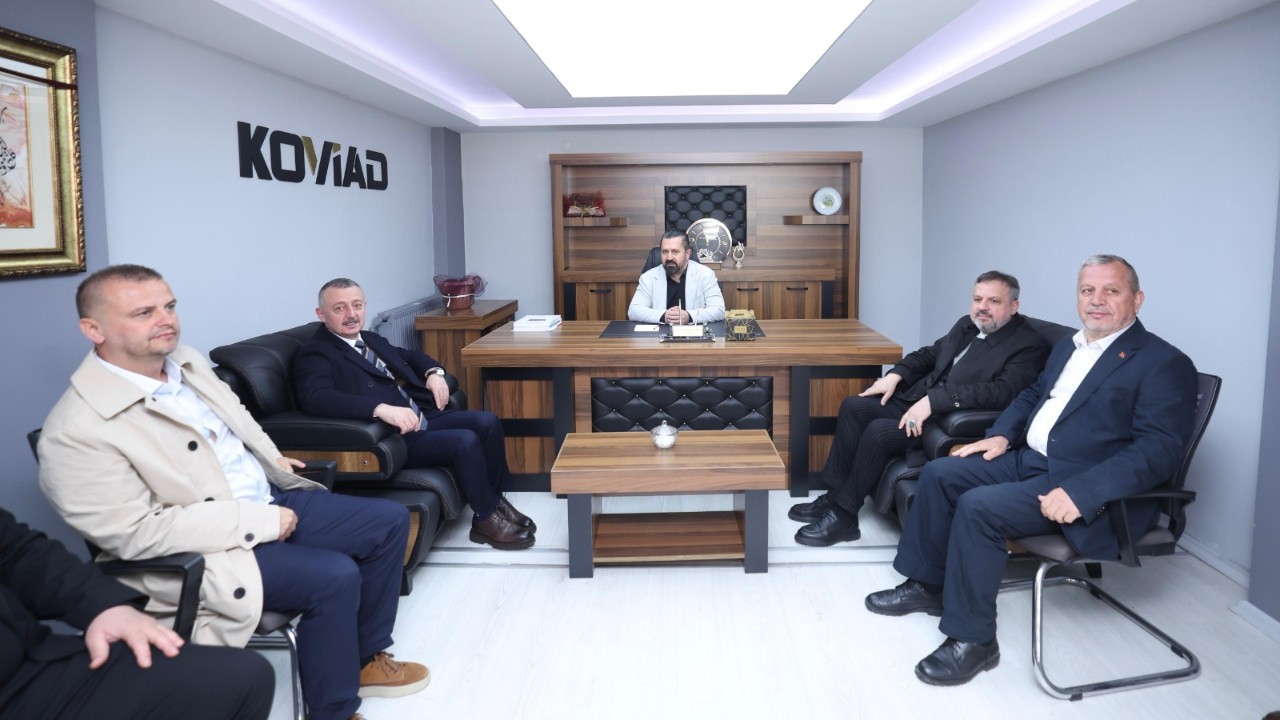 Tahir Büyükakın, iş insanları ile buluştu