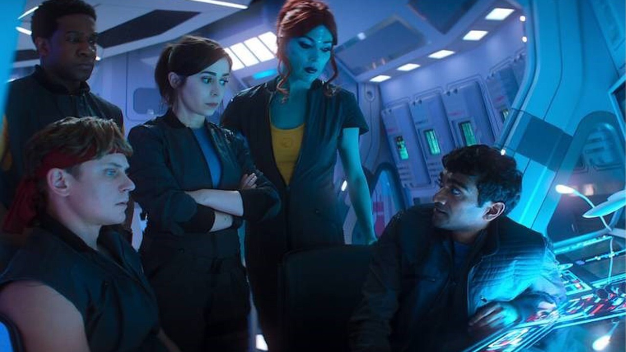 Black Mirror En İyi Bölümler Sıralaması | Netflix Black Mirror 1.2.3.4.5.6.7. Sezon Bölümleri