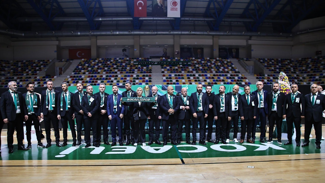 Nerede hata yaptık da kongre yapalım?