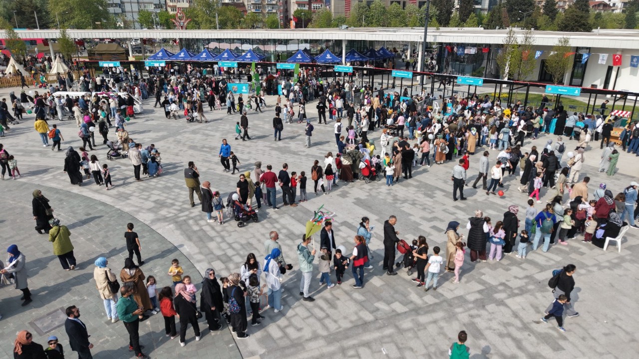 Milli İrade Meydanı dolup taştı