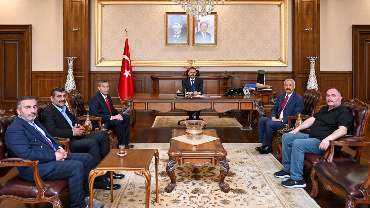 Ergin Akbulut, Kocaeli Valisi İlhami Aktaş'ı ziyaret etti