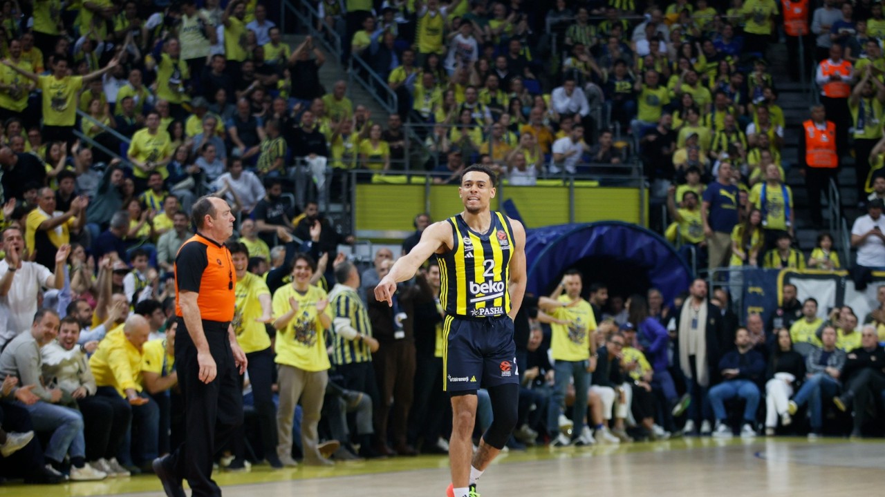Fenerbahçe, Paris'i mat etti... Final Four'a son 1!