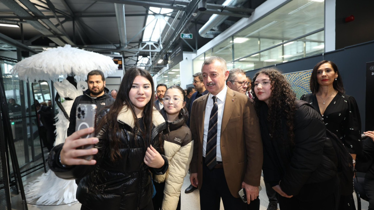 Tahir Büyükakın: Kocaeli artık doğal güzellikleriyle, kültür ve sanatı ile göz dolduruyor