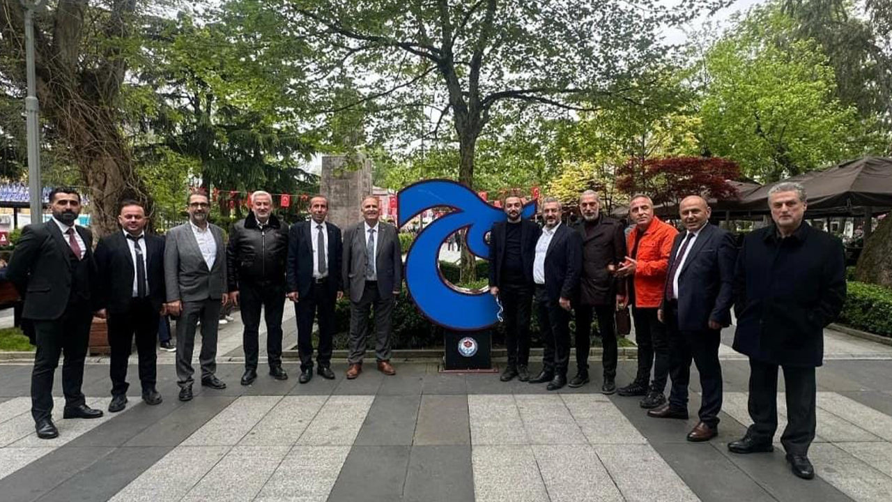 Anahtar Parti Kocaeli Teşkilatı Trabzon İl Başkanlığı binasının açılışında!