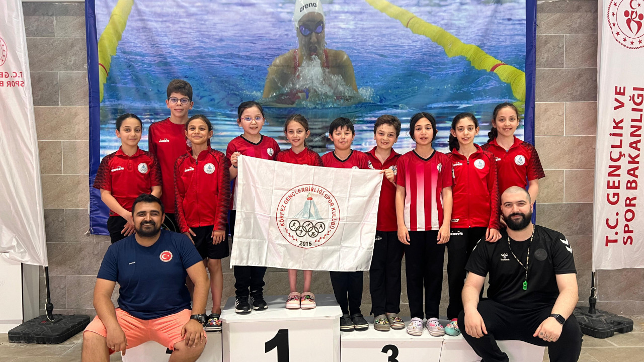 Körfezli yüzücüler 18 madalya ile döndü