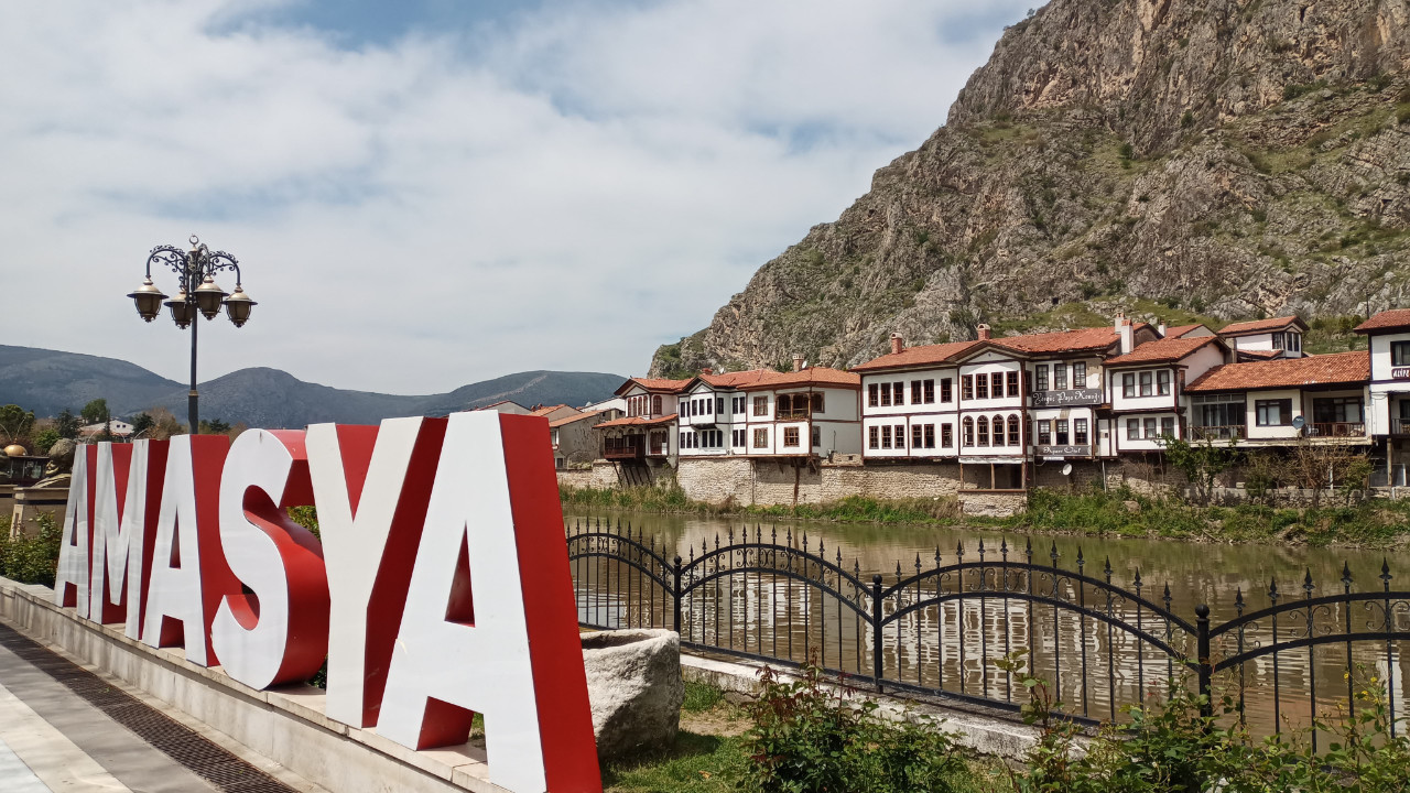 Amasya’da 4.4 ve 4.2 büyüklüğünde iki deprem