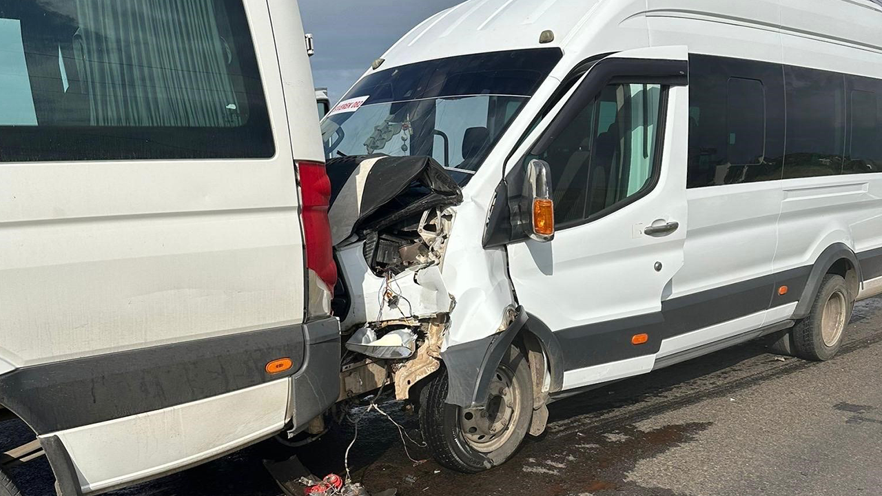 Şanlıurfa'da servis kazası: Onlarca kişi yaralandı!