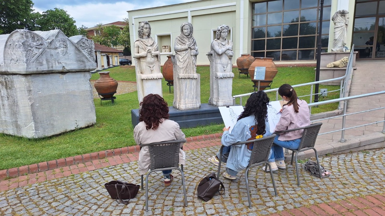 Kocaeli Arkeoloji Müzesi'ne öğrenci akını!