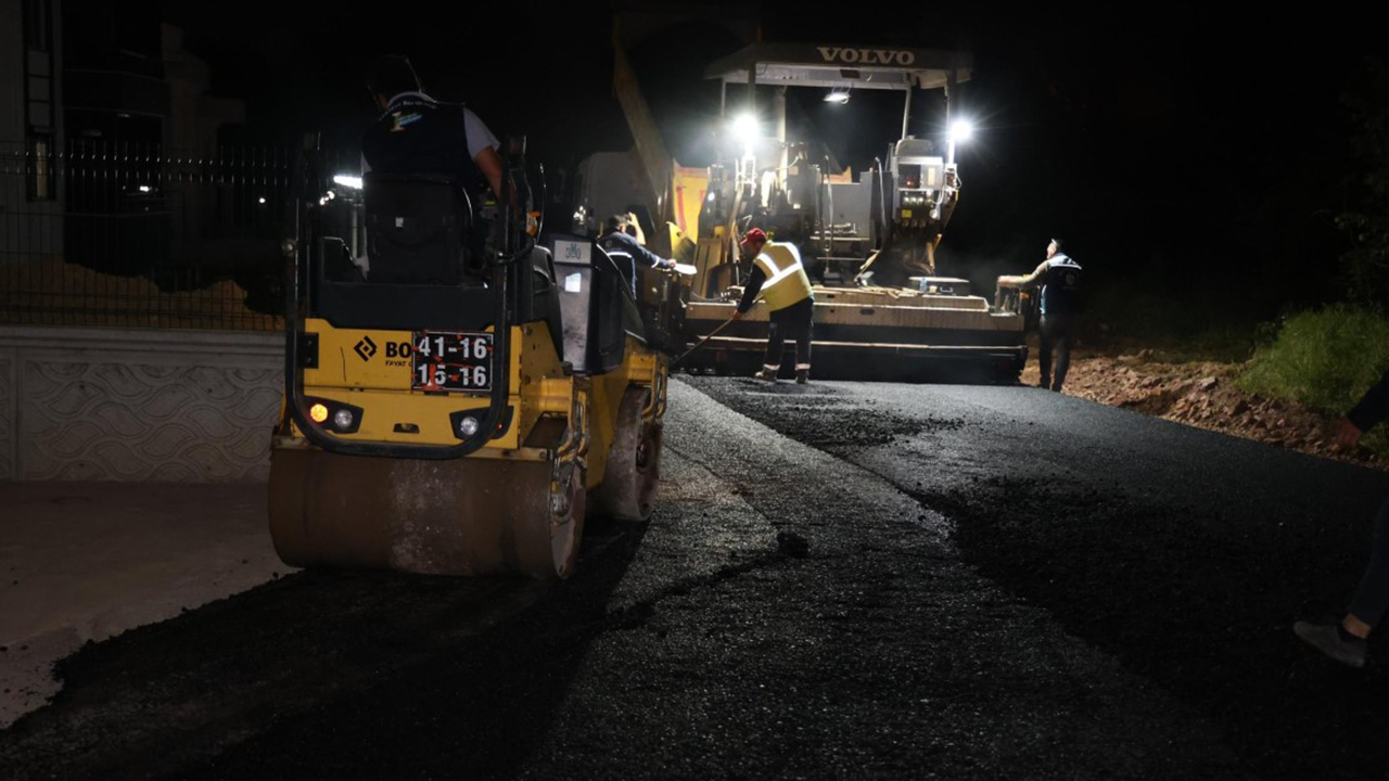 Kartepe'de yol konforu için gece çalışması