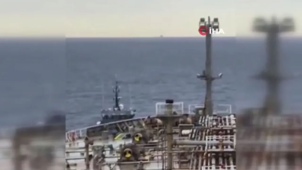 Baltık Denizi ısındı! Yunanistan'a ait petrol tankerine el konuldu