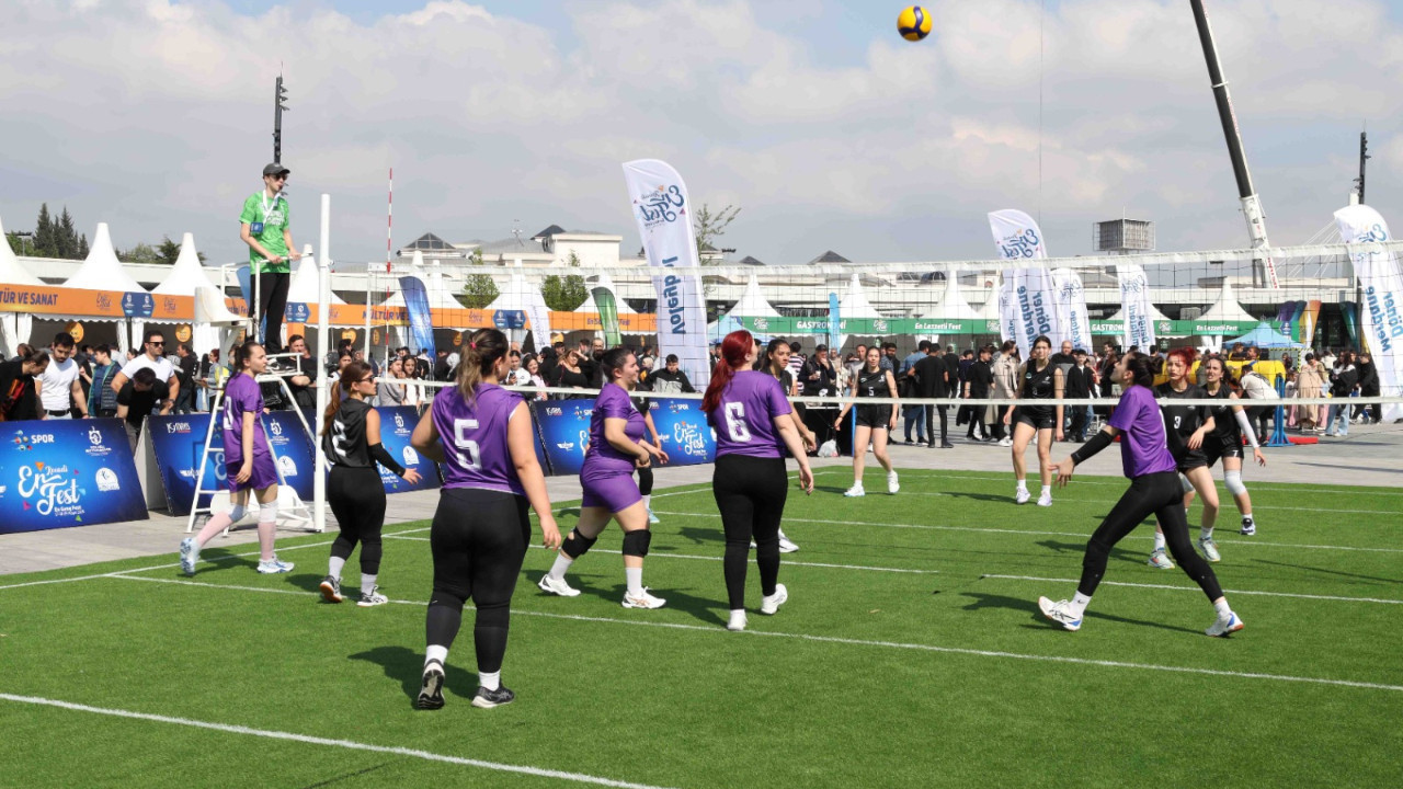 EnFest’te gençler arasında doyasıya eğlence, kıyasıya rekabet