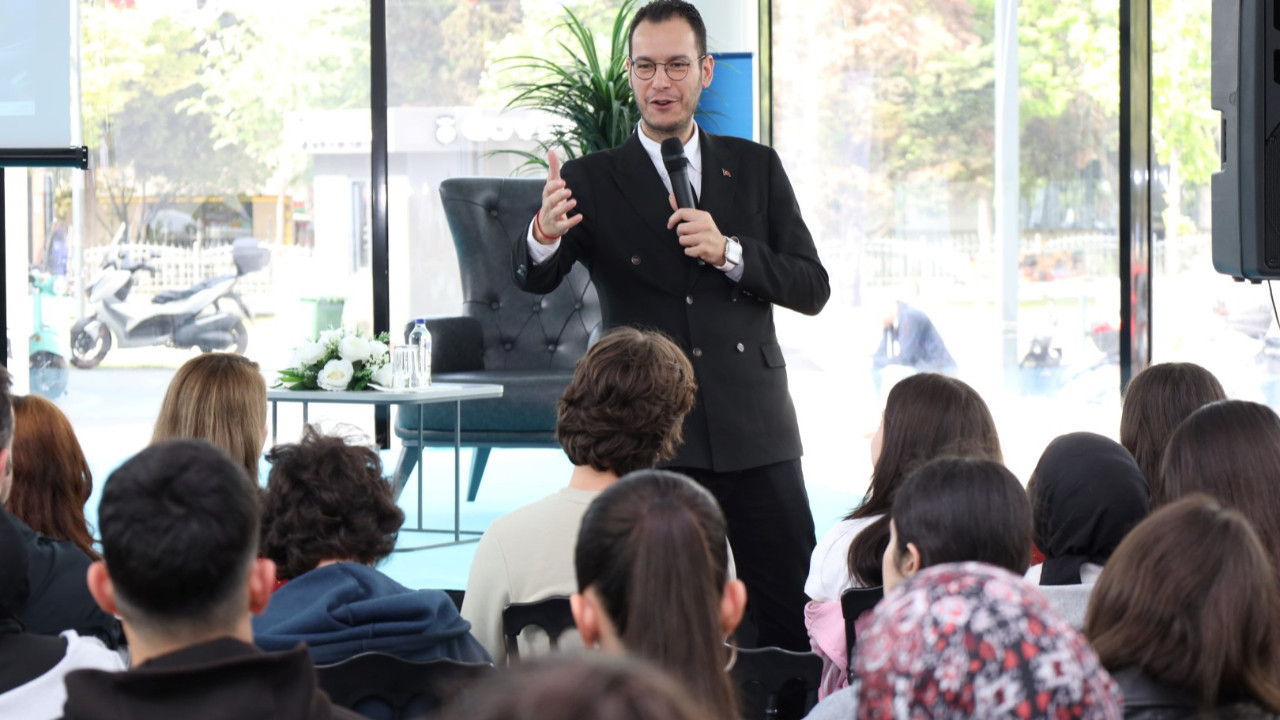 Prof. Dr. Yavuz Samur'dan yapay zekâ söyleşisi