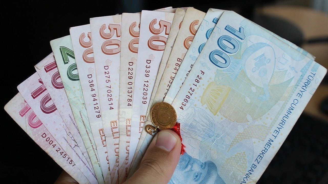 KURBAN BAYRAMI İKRAMİYE TARİHLERİ 2025 | SSK, Bağkur, Emekli Sandığı Bayram İkramiyesi Ne Zaman Yatacak? - Resim: 1