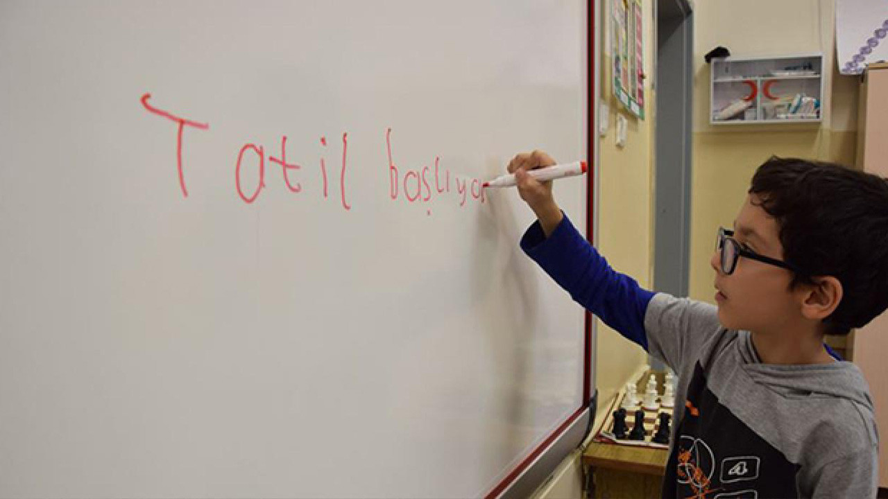 BAYRAMDAN SONRA OKULLAR NE ZAMAN AÇILACAK? 10 Haziran Okullar Tatil Mi?