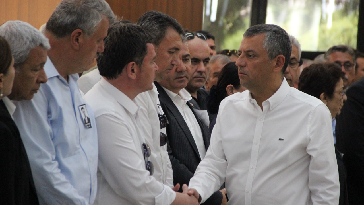 Ferdi Zeyrek için taziye kabulüne başlandı