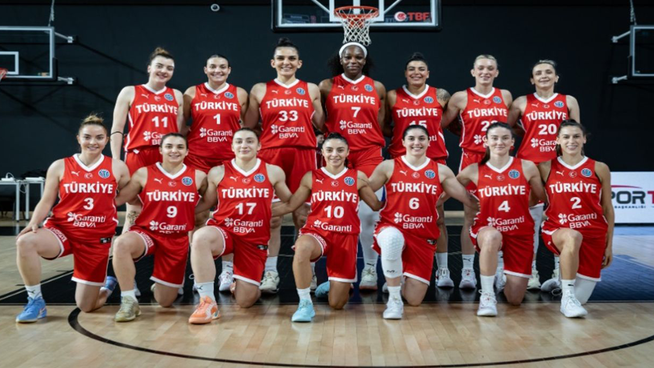 A Kadın Milli Basketbol Takımı, Rusya karşısında galip: 75-53