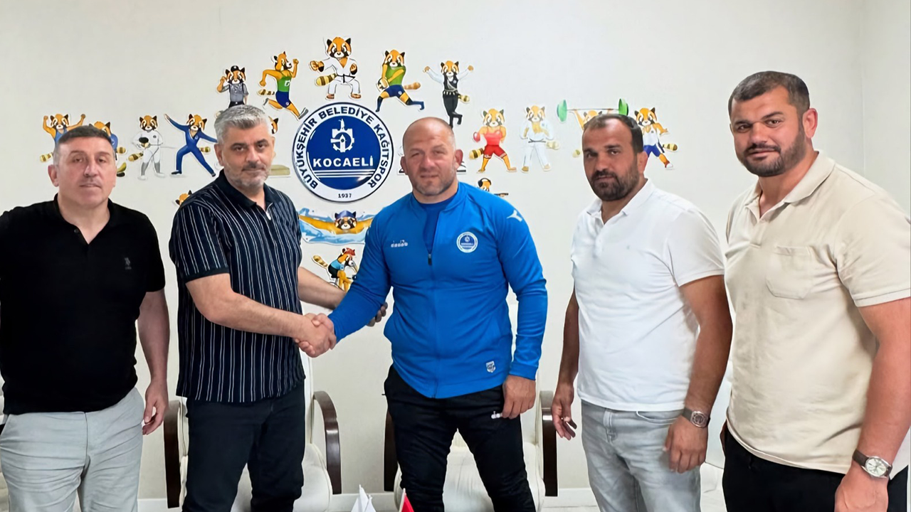 Kağıtspor’da güreş Serhat Balcı ustaya emanet!