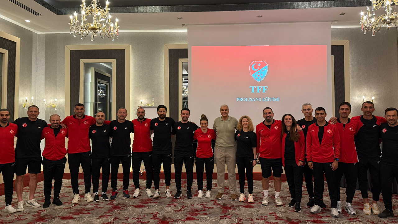 700 bin ver, UEFA Pro Lisansı al!