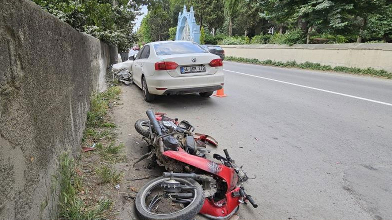 Otomobille çarpışan motosikletin sürücüsü ağır yaralandı