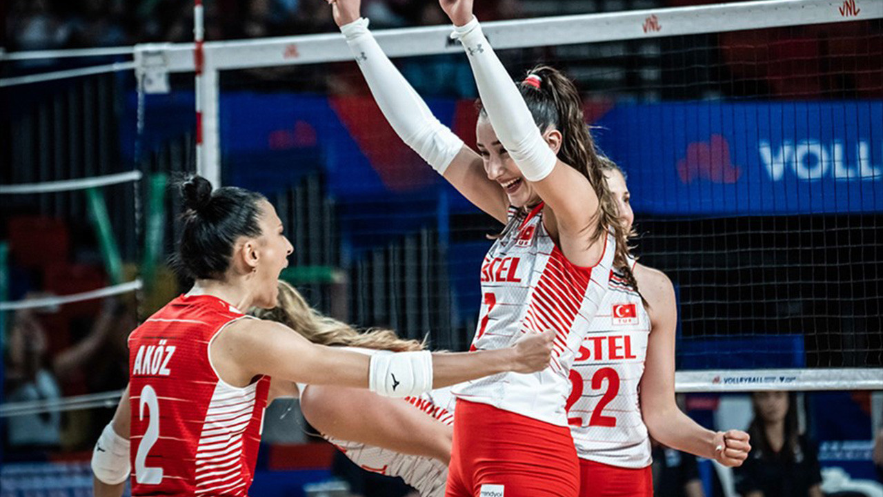 FİLENİN SULTANLARI MAÇI: Kanada - Türkiye Voleybol Maçı Saat Kaçta, Hangi Kanalda?