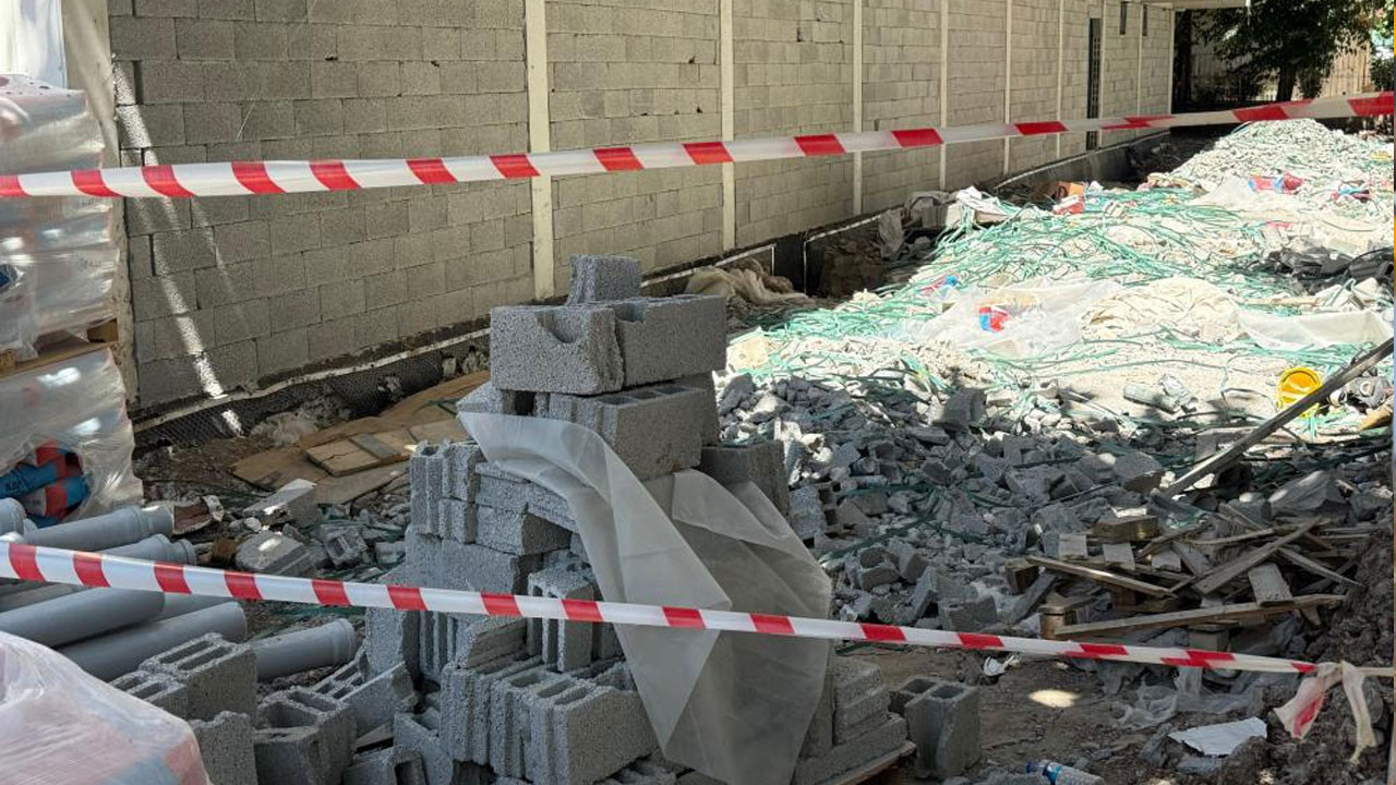 İnşaattan düşen iki işçi hayatını kaybetti
