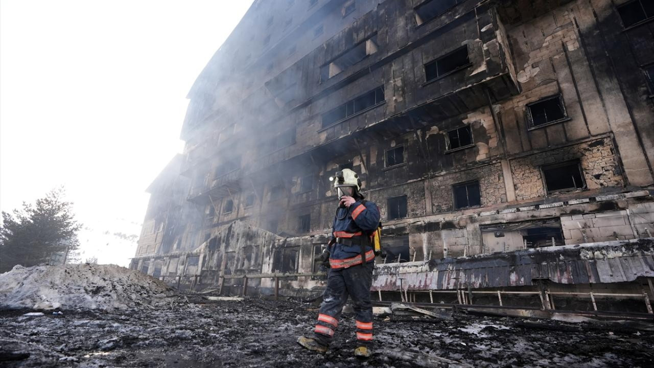 Kartalkaya'daki otel yangını davasında 32 sanık hakim karşısına çıkacak