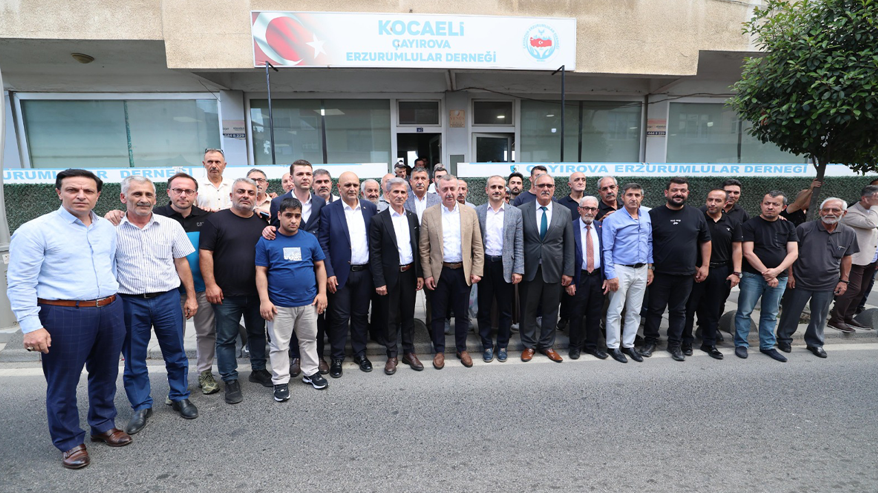 Tahir Büyükakın: Sivil toplum kuruluşlarımız ile her fırsatta bir araya geliyoruz
