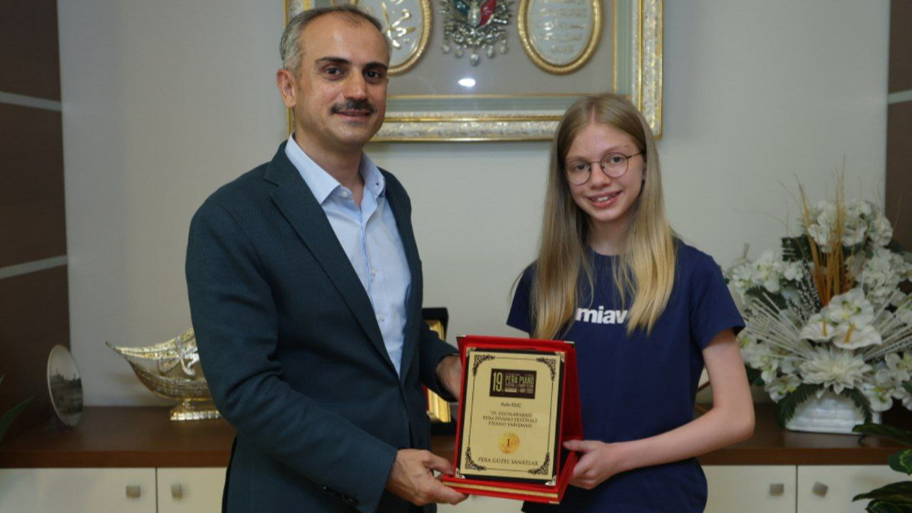 Çayırovalı Aylin’den uluslararası başarı
