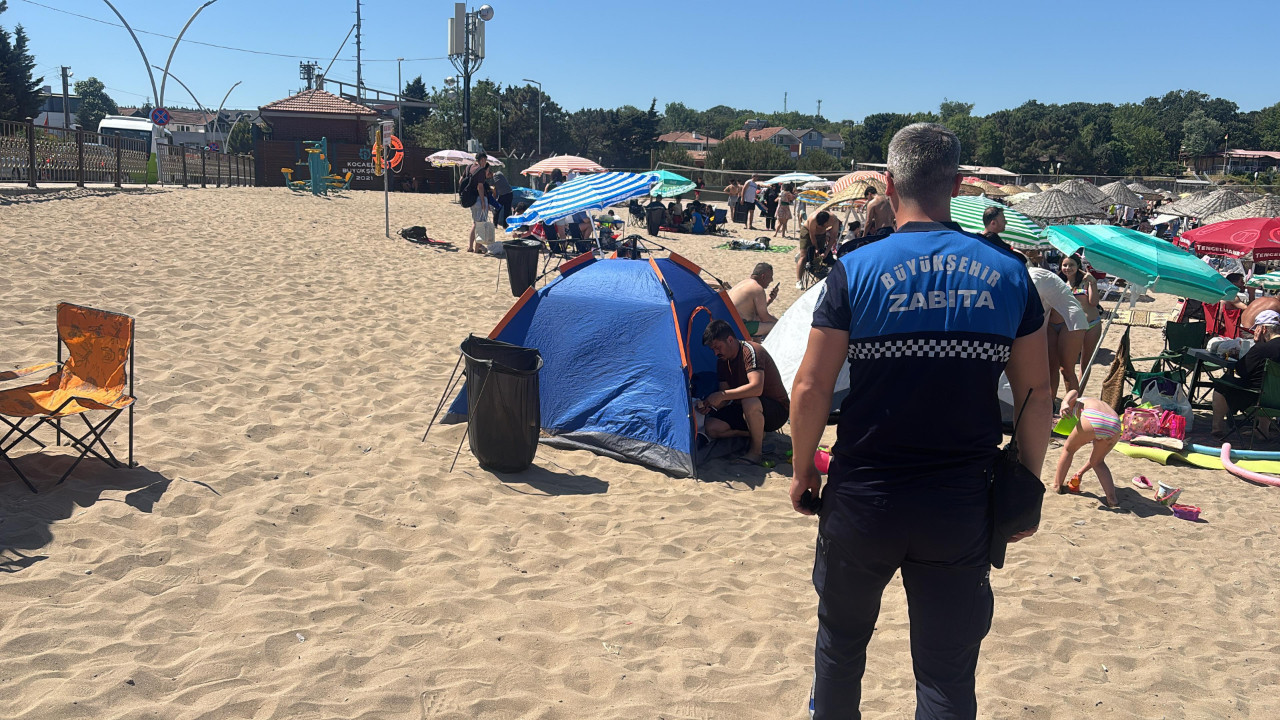 Büyükşehir'den plajlarda çadır denetimi