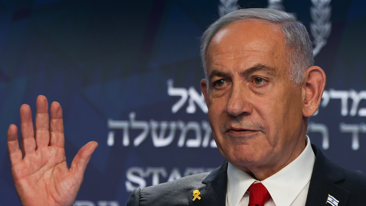 İsrail Başbakanı Netanyahu zehirlendi!