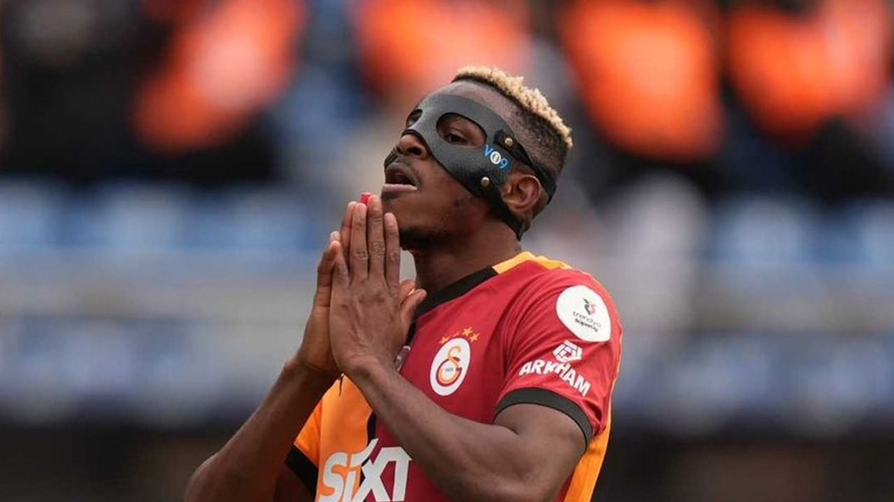Victor Osimhen Galatasaray’da! Galatasaray duyurdu