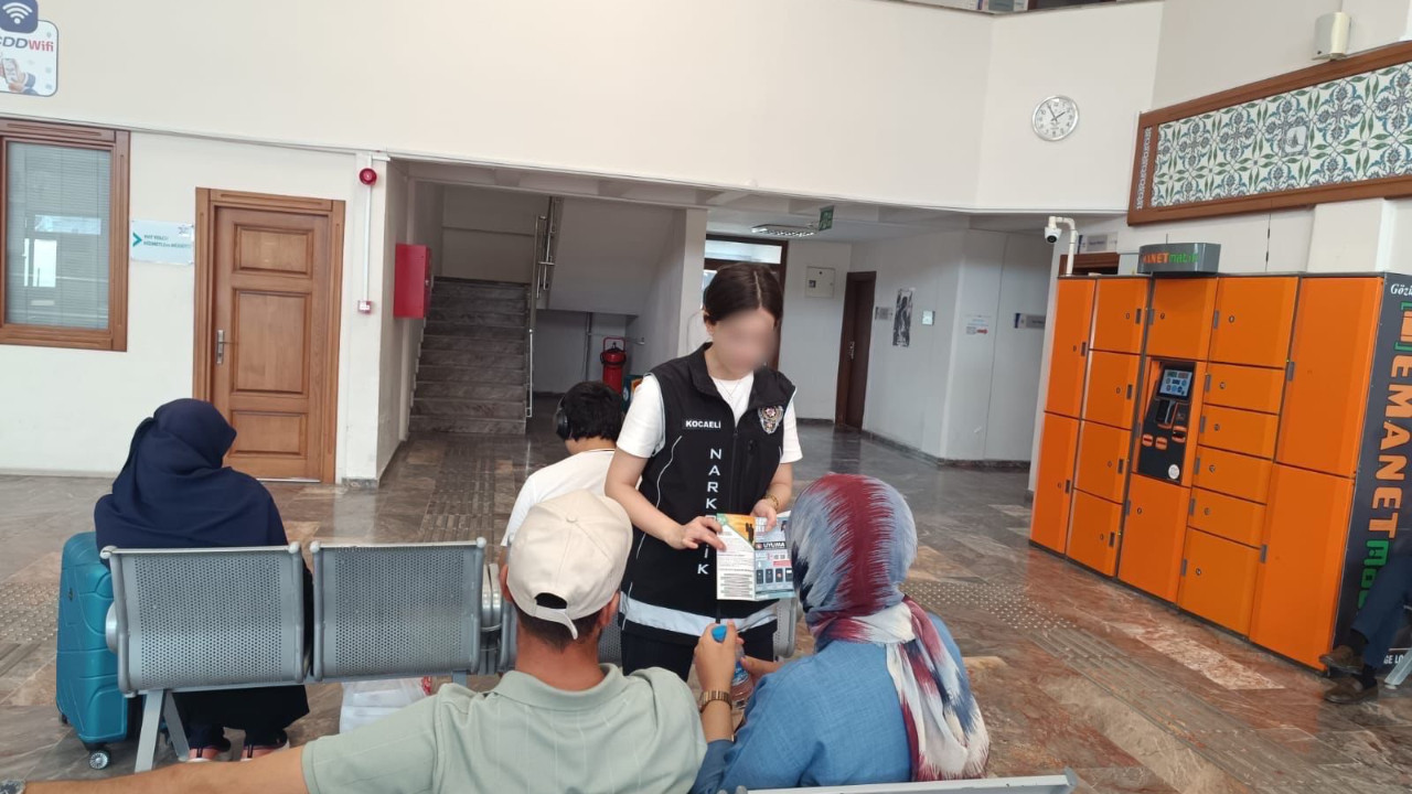 Kocaeli’de 850 kişiye uyuşturucuyla mücadele eğitimi