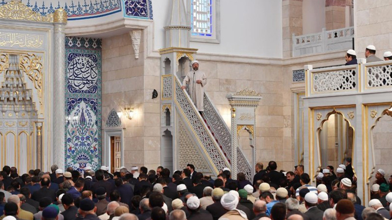 08 AĞUSTOS 2025 BUGÜNKÜ CUMA HUTBESİ METNİ TAMAMI PDF: Diyanet İşleri Başkanlığı Cuma Hutbesi