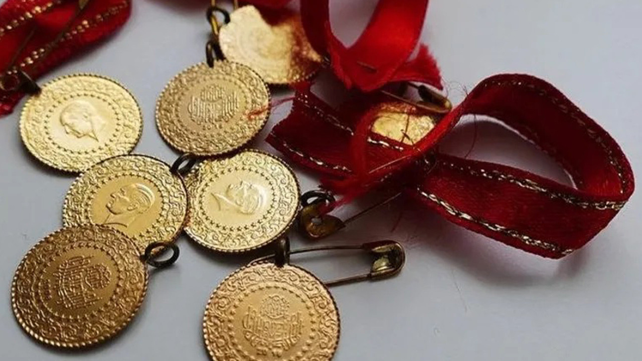 11 AĞUSTOS PAZARTESİ GÜNCEL ALTIN FİYATLARI | Gram, Çeyrek, Yarım, Cumhuriyet Altın Kaç TL Oldu?